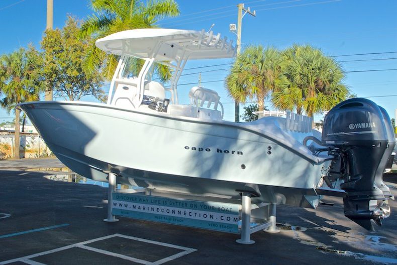 Thumbnail 7 for Used 2015 Cape Horn 27XS boat for sale in West Palm Beach, FL