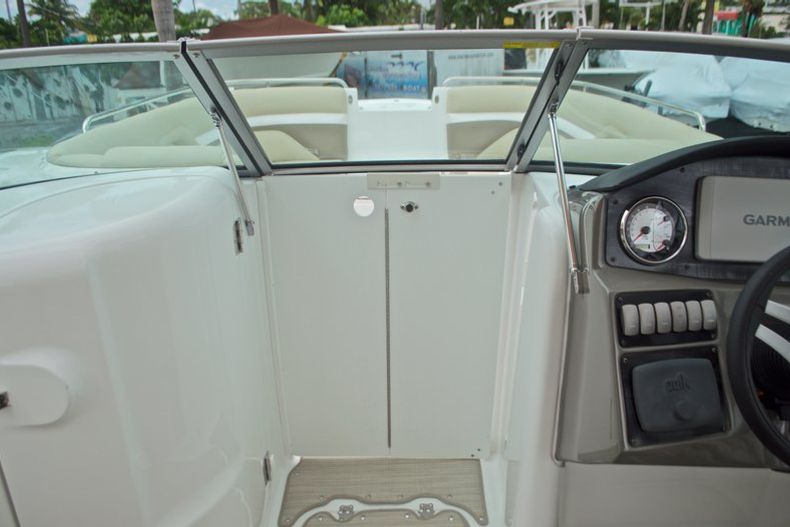 Thumbnail 45 for New 2017 Hurricane SunDeck SD 2486 OB boat for sale in West Palm Beach, FL