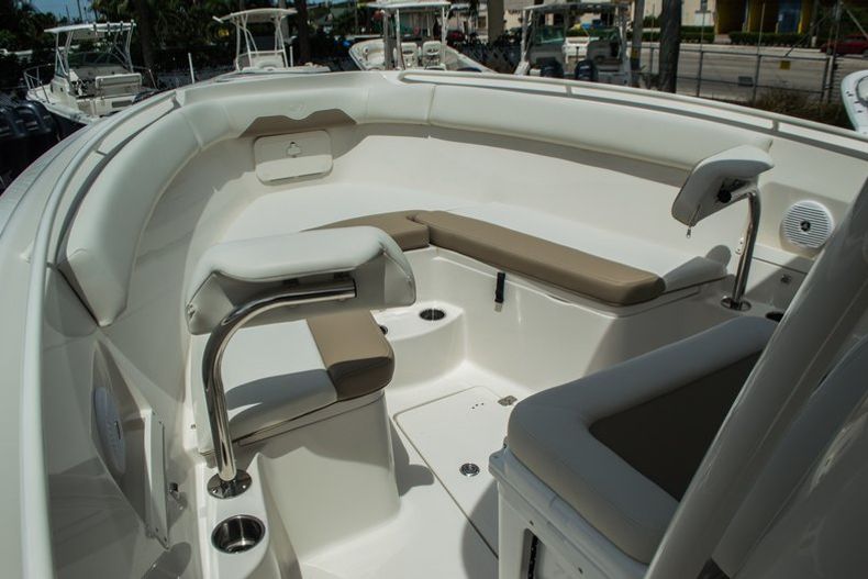 Thumbnail 10 for New 2016 Sailfish 270 CC Center Console boat for sale in West Palm Beach, FL