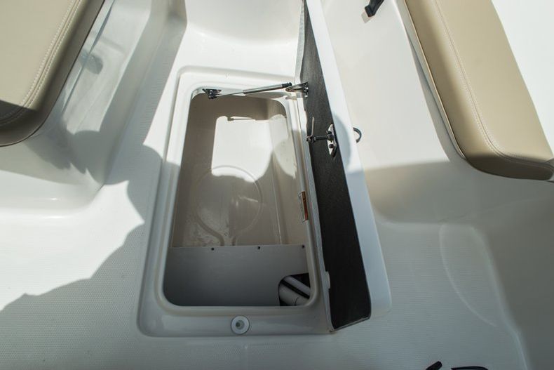Thumbnail 23 for New 2016 Sailfish 270 CC Center Console boat for sale in West Palm Beach, FL