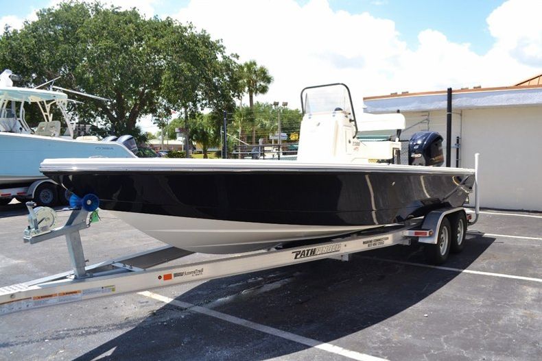 Thumbnail 3 for New 2016 Pathfinder 2300 HPS Bay Boat boat for sale in Vero Beach, FL