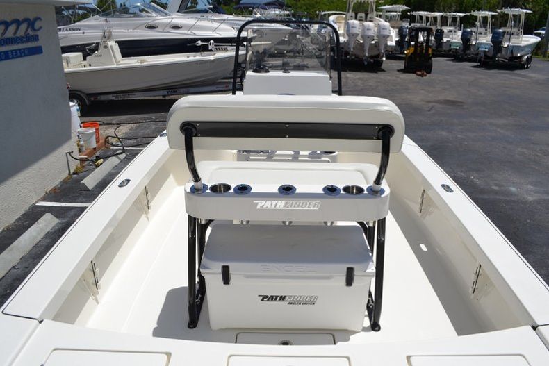 Thumbnail 10 for New 2016 Pathfinder 2300 HPS Bay Boat boat for sale in Vero Beach, FL