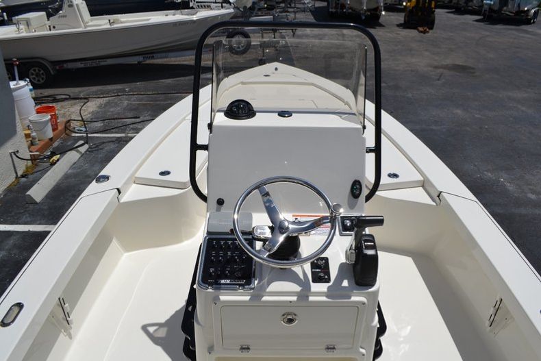 Thumbnail 11 for New 2016 Pathfinder 2300 HPS Bay Boat boat for sale in Vero Beach, FL