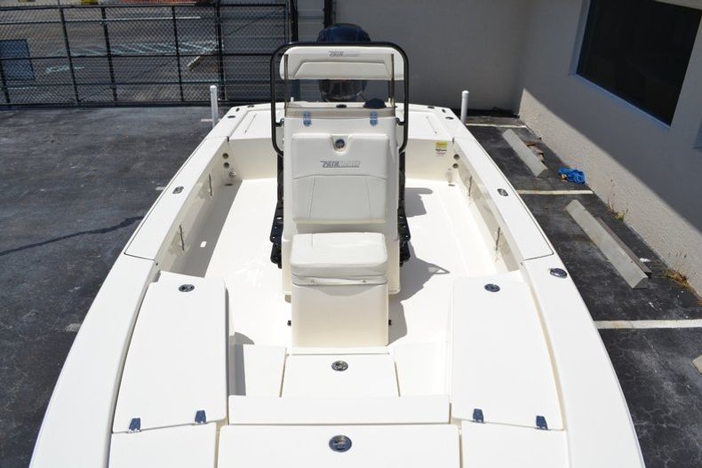 Thumbnail 13 for New 2016 Pathfinder 2300 HPS Bay Boat boat for sale in Vero Beach, FL