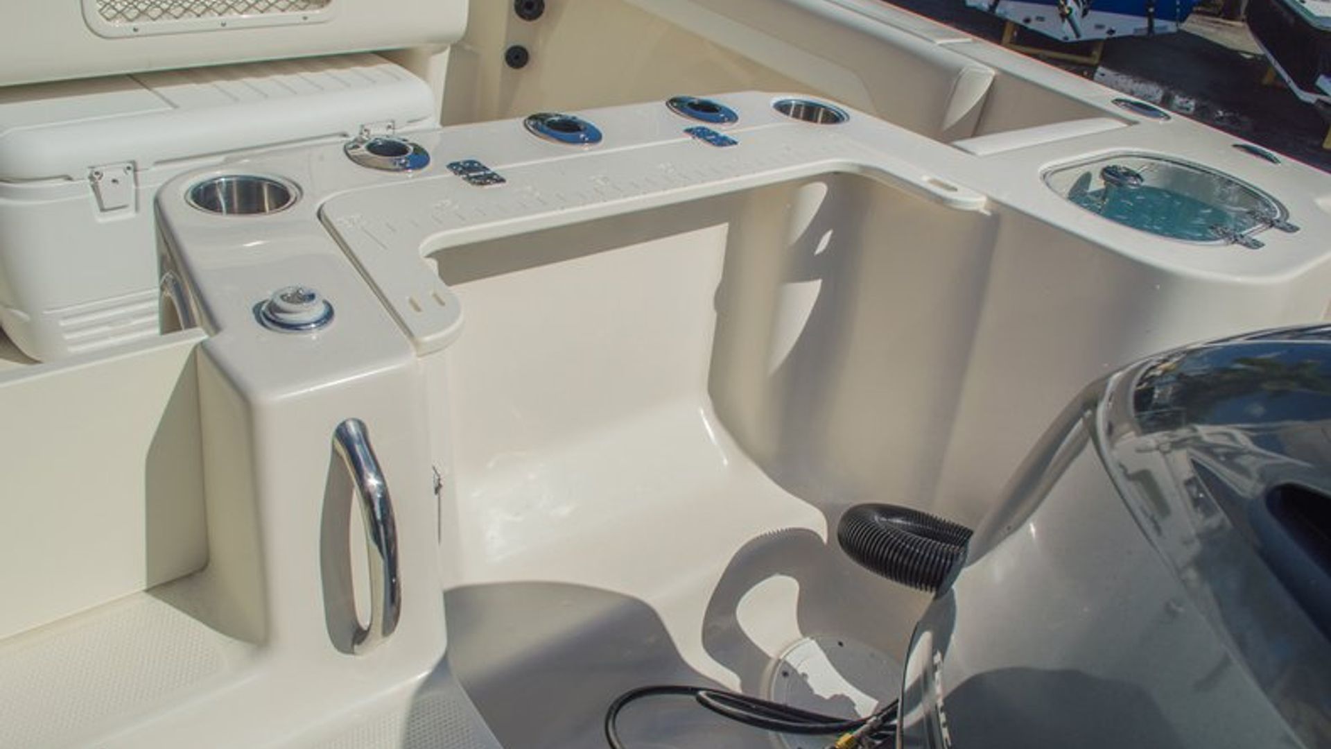 New 2016 Sailfish 220 Walkaround #0186 image 15