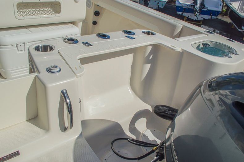 Thumbnail 14 for New 2016 Sailfish 220 Walkaround boat for sale in West Palm Beach, FL