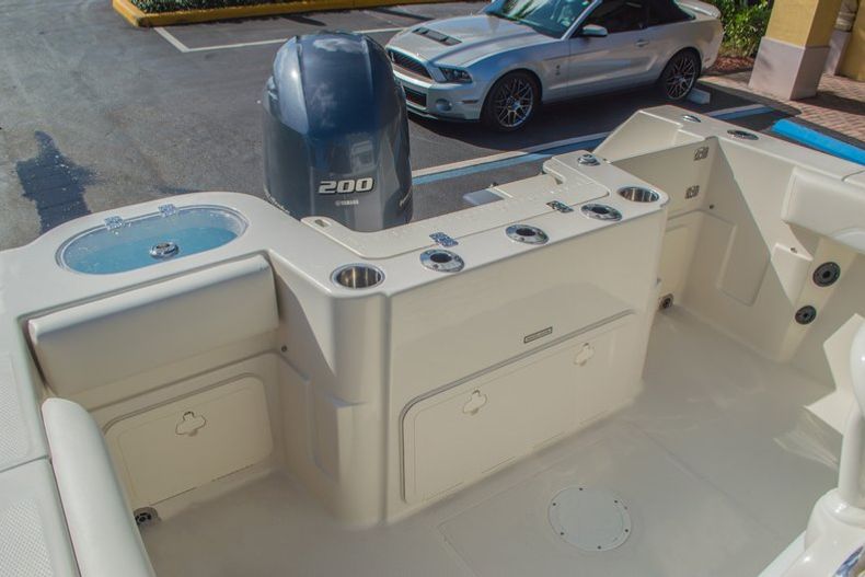 Thumbnail 18 for New 2016 Sailfish 220 Walkaround boat for sale in West Palm Beach, FL