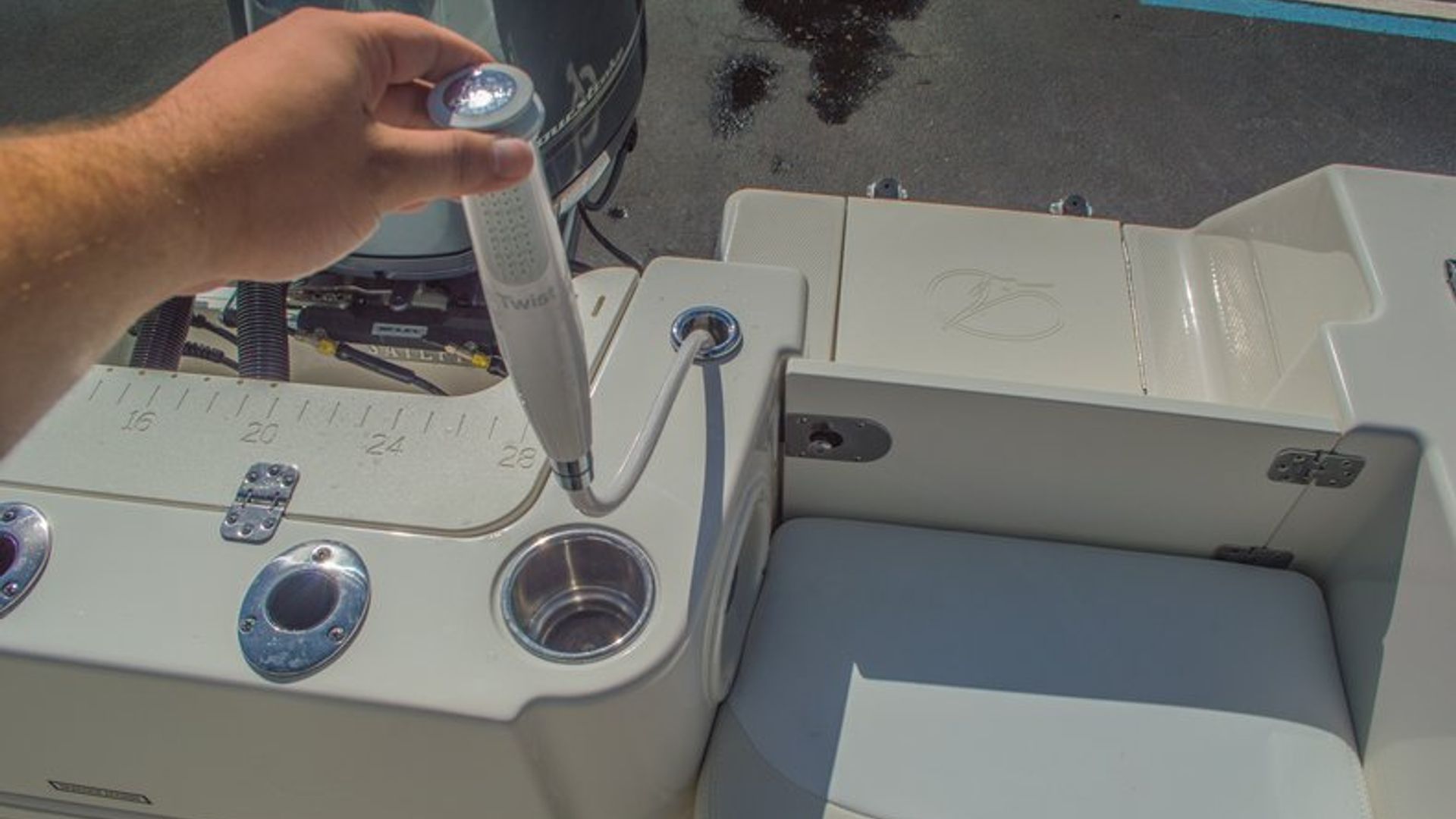 New 2016 Sailfish 220 Walkaround #0186 image 25