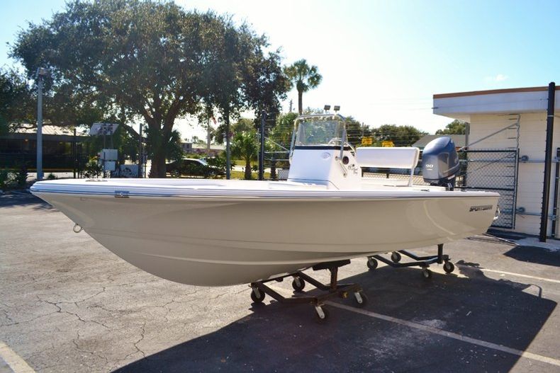 Thumbnail 3 for New 2016 Sportsman 18 Island Bay boat for sale in Vero Beach, FL