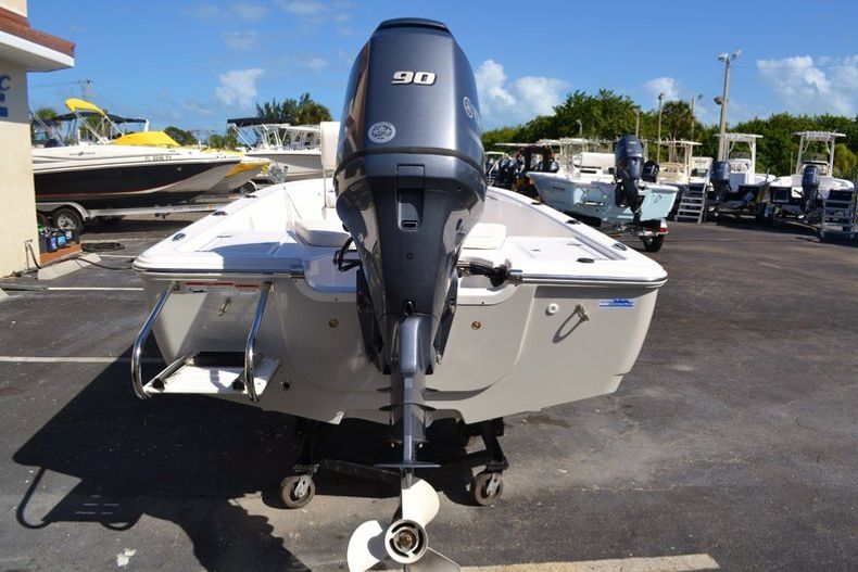 Thumbnail 5 for New 2016 Sportsman 18 Island Bay boat for sale in Vero Beach, FL