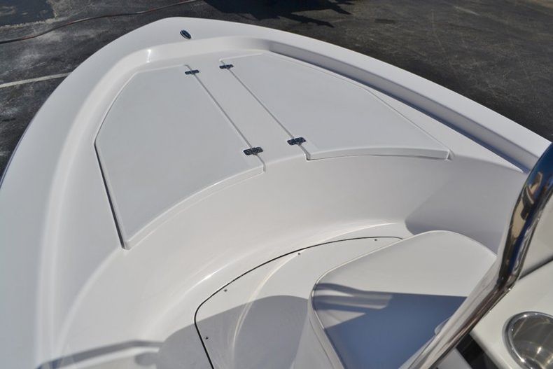 Thumbnail 11 for New 2016 Sportsman 18 Island Bay boat for sale in Vero Beach, FL