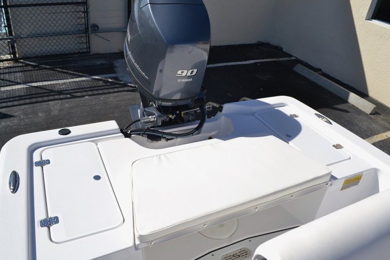 Thumbnail 16 for New 2016 Sportsman 18 Island Bay boat for sale in Vero Beach, FL