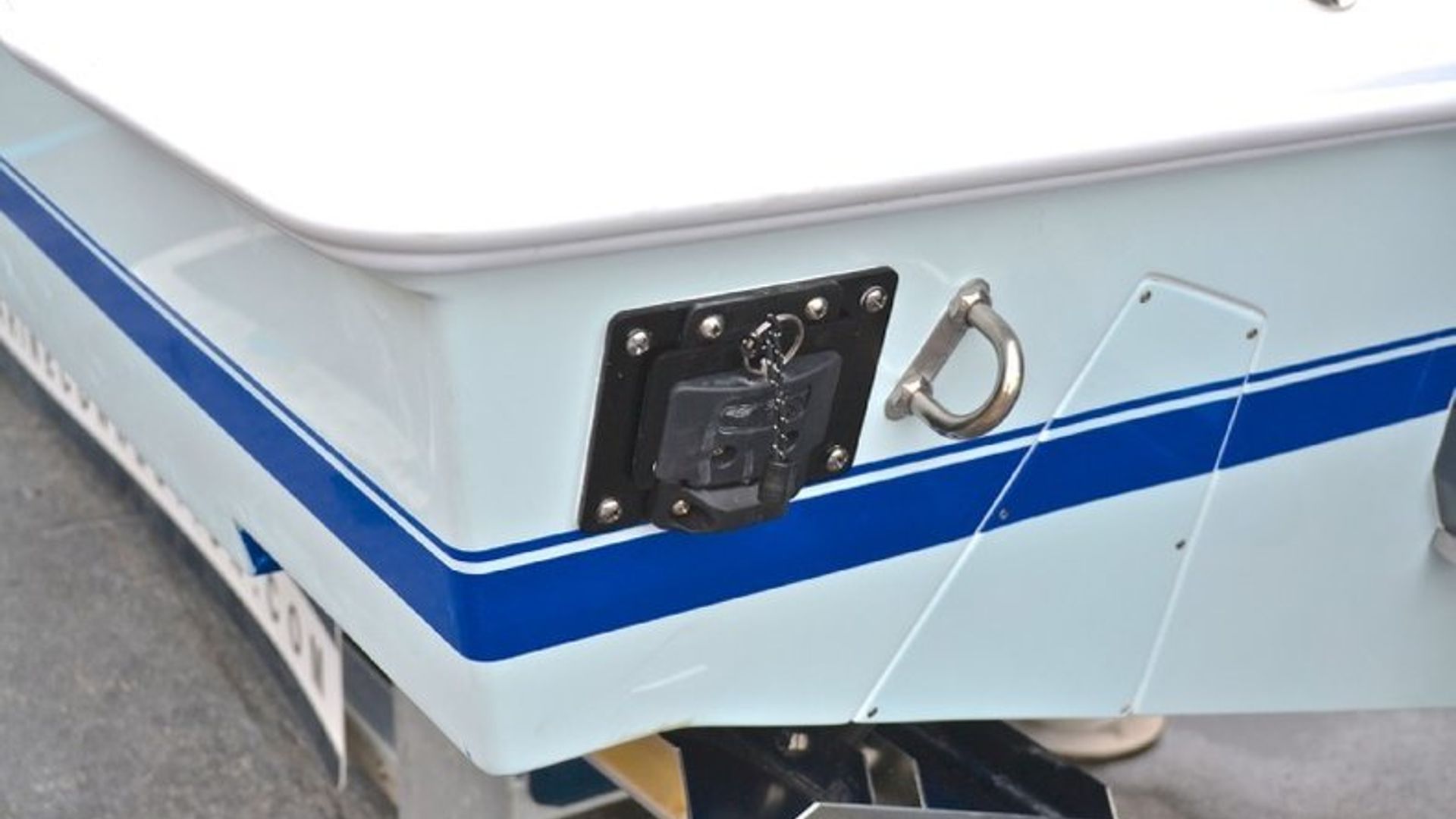 New 2013 Contender 25 Tournament Center Console #C355 image 19