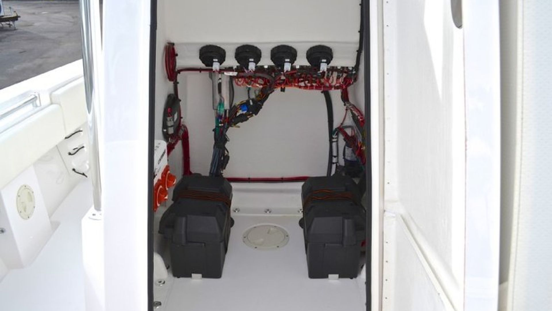 New 2013 Contender 25 Tournament Center Console #C355 image 60