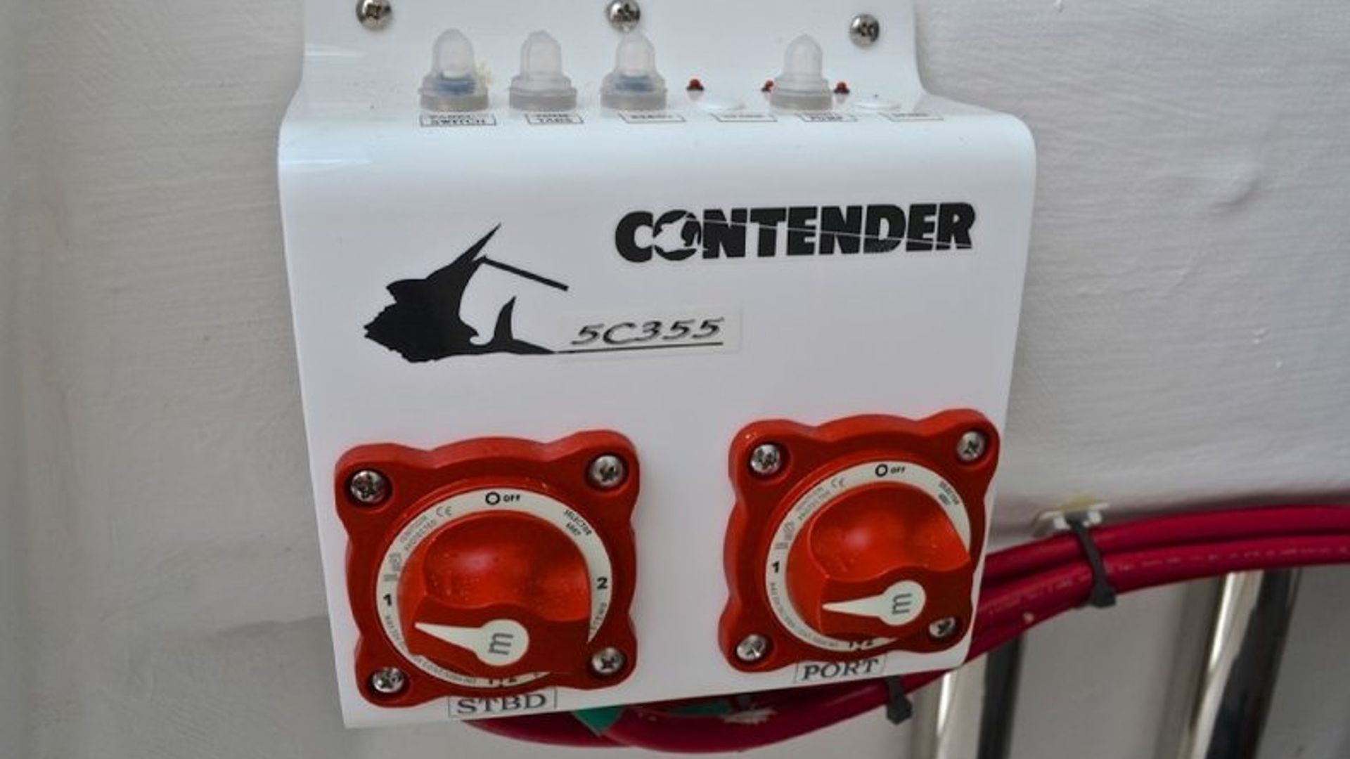 New 2013 Contender 25 Tournament Center Console #C355 image 61