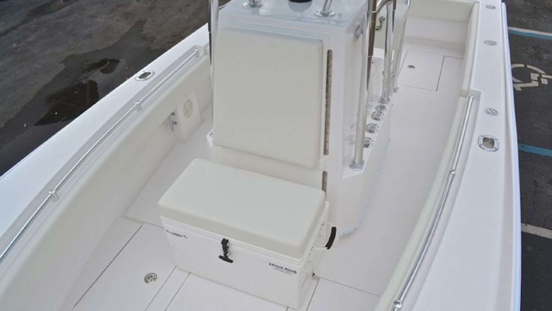 New 2013 Contender 25 Tournament Center Console #C355 image 75