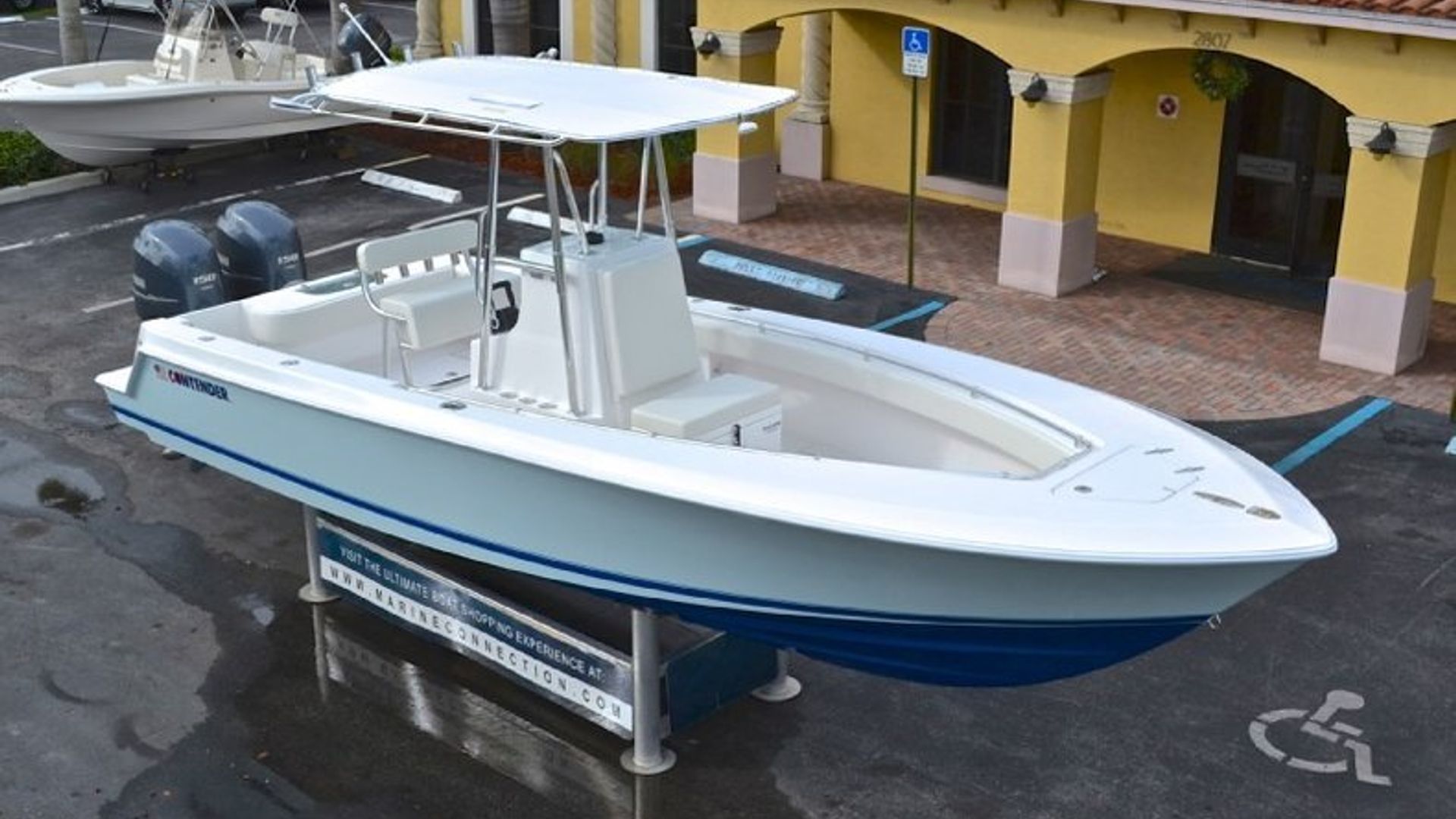 New 2013 Contender 25 Tournament Center Console #C355 image 82