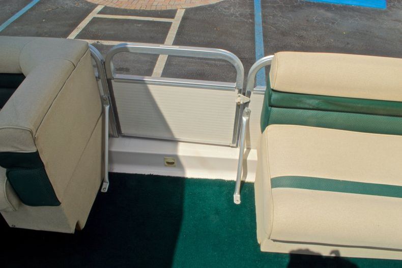 Thumbnail 24 for Used 1997 Hurricane Fun Deck 196LC boat for sale in West Palm Beach, FL