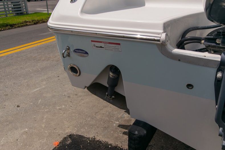 Thumbnail 15 for Used 2010 Sea Hunt Gamefish 24 Center Console boat for sale in Miami, FL