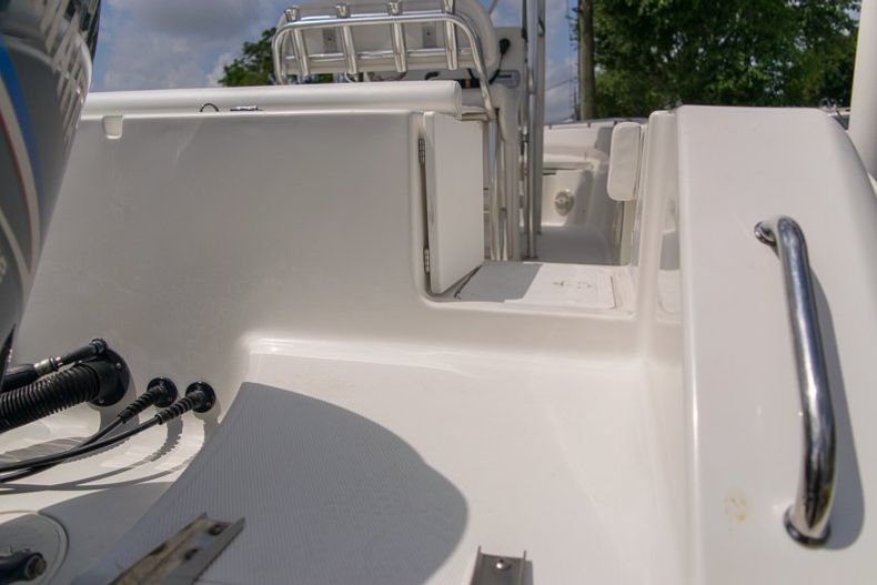 Thumbnail 17 for Used 2010 Sea Hunt Gamefish 24 Center Console boat for sale in Miami, FL