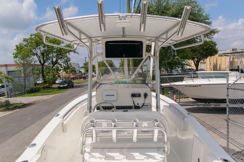 Thumbnail 18 for Used 2010 Sea Hunt Gamefish 24 Center Console boat for sale in Miami, FL