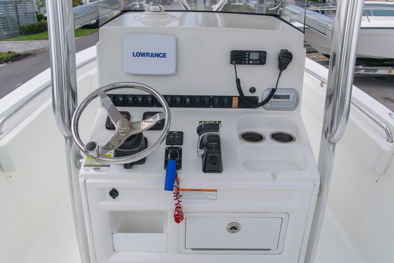Thumbnail 34 for Used 2010 Sea Hunt Gamefish 24 Center Console boat for sale in Miami, FL