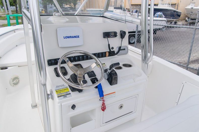 Thumbnail 35 for Used 2010 Sea Hunt Gamefish 24 Center Console boat for sale in Miami, FL