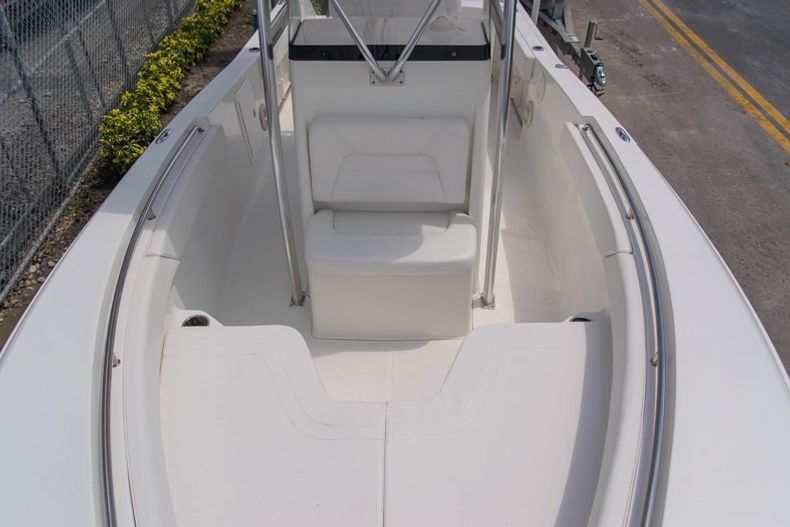 Thumbnail 56 for Used 2010 Sea Hunt Gamefish 24 Center Console boat for sale in Miami, FL