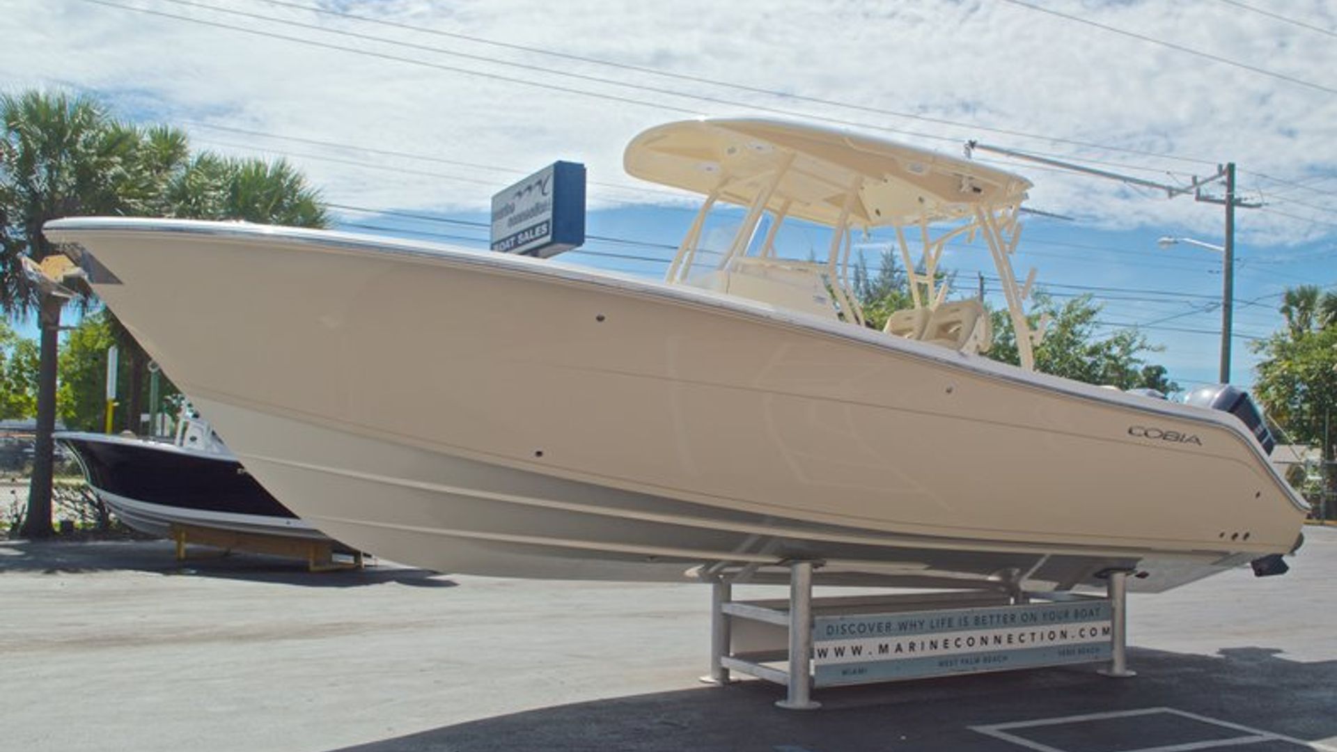 New 2016 Cobia 296 Center Console #N066 image 6