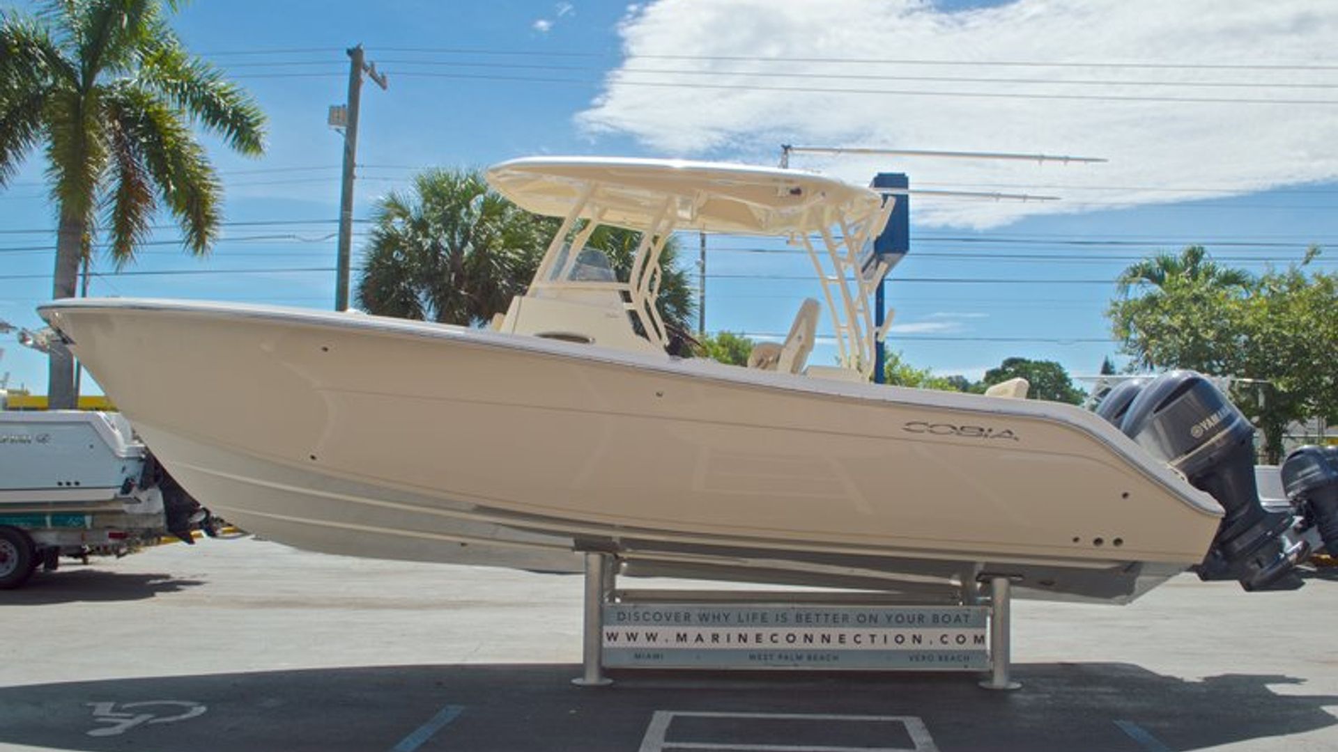 New 2016 Cobia 296 Center Console #N066 image 7