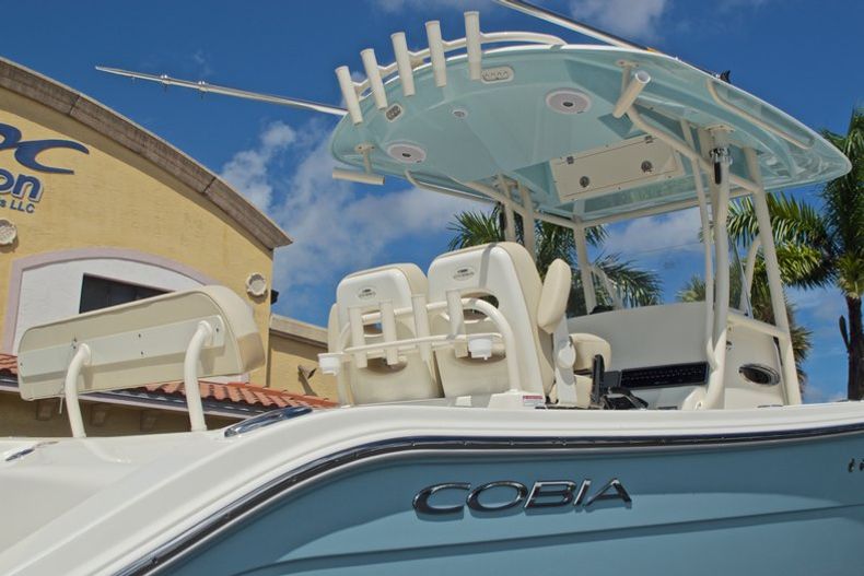 Thumbnail 12 for New 2017 Cobia 277 Center Console boat for sale in West Palm Beach, FL
