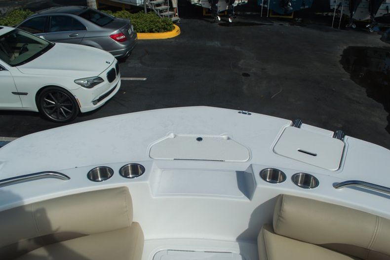 Thumbnail 18 for New 2016 Hurricane SunDeck SD 187 OB boat for sale in West Palm Beach, FL