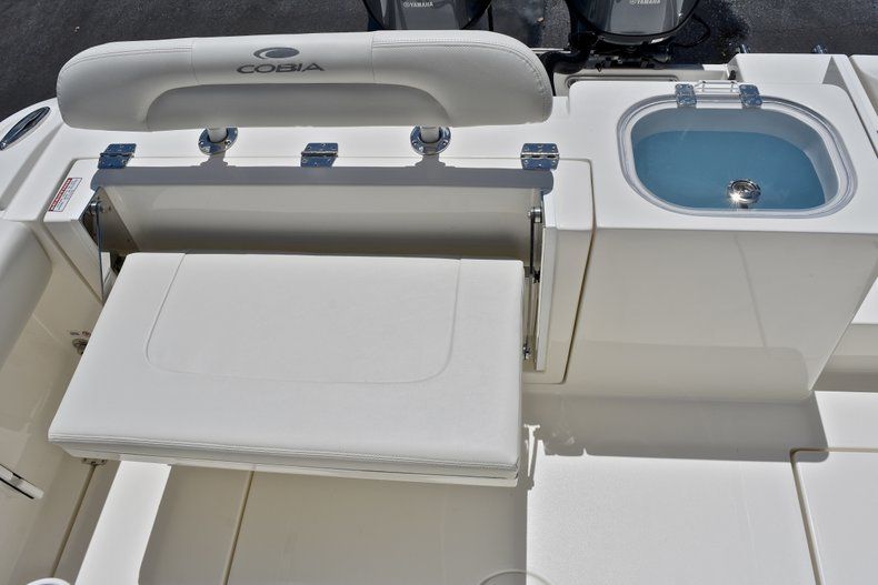 Thumbnail 13 for New 2018 Cobia 237 Center Console boat for sale in West Palm Beach, FL