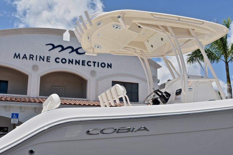 Thumbnail 9 for New 2018 Cobia 237 Center Console boat for sale in West Palm Beach, FL