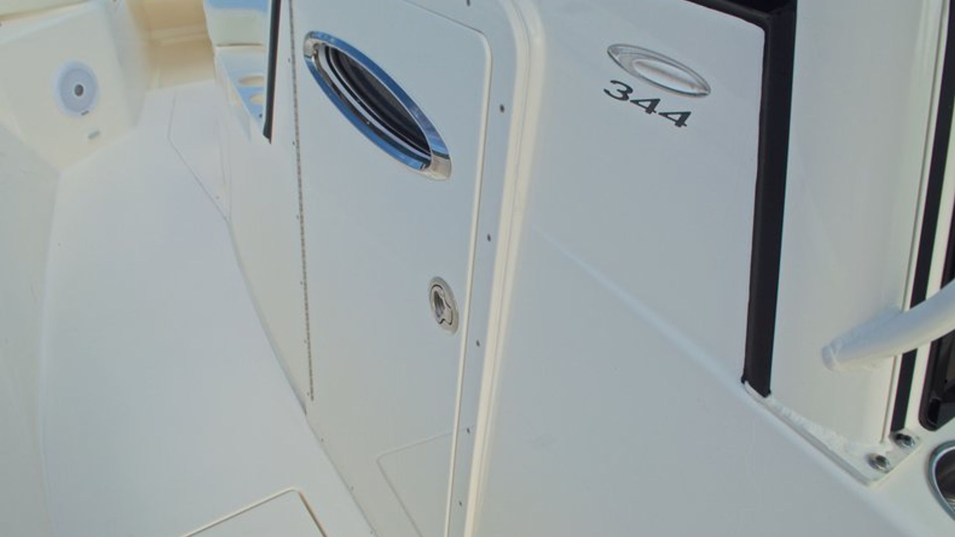 New 2016 Cobia 344 Center Console #V016 image 22