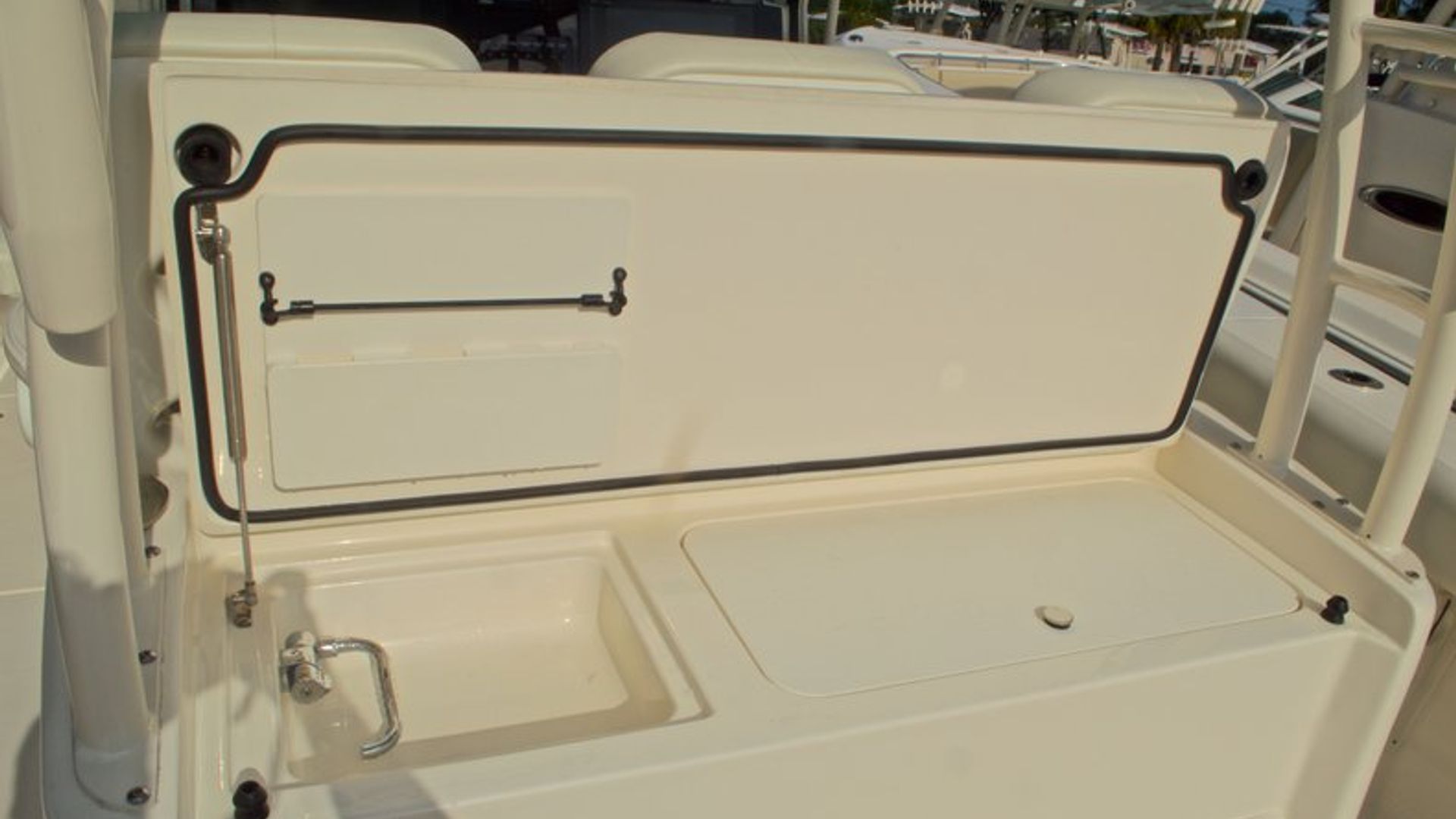 New 2016 Cobia 344 Center Console #V016 image 12