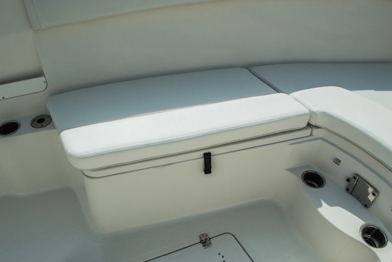 Thumbnail 19 for New 2015 Sailfish 320 CC Center Console boat for sale in West Palm Beach, FL