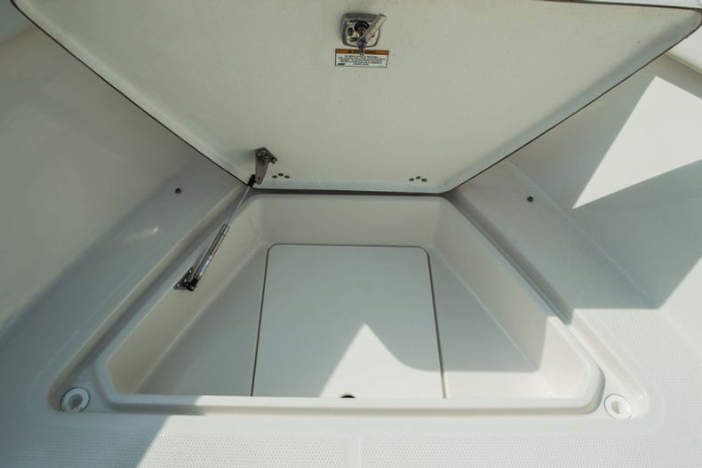 Thumbnail 23 for New 2015 Sailfish 320 CC Center Console boat for sale in West Palm Beach, FL