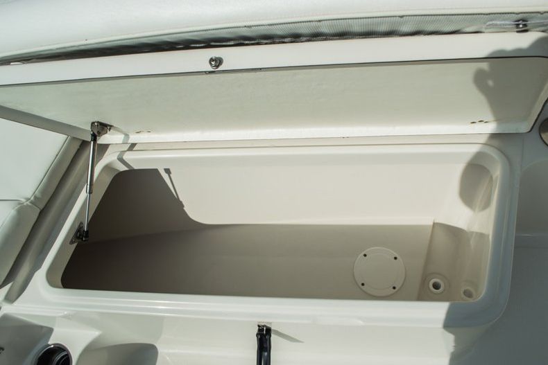 Thumbnail 26 for New 2015 Sailfish 320 CC Center Console boat for sale in West Palm Beach, FL