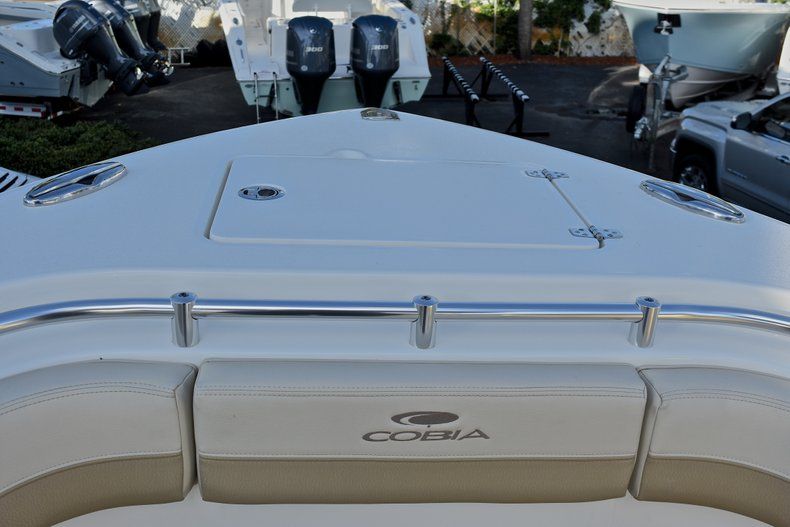 Thumbnail 54 for New 2018 Cobia 277 Center Console boat for sale in West Palm Beach, FL