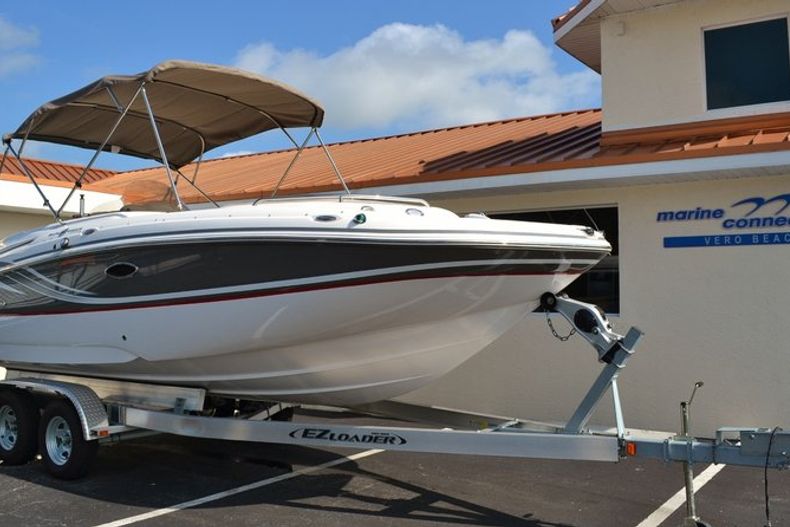 Thumbnail 1 for New 2014 Hurricane SunDeck Sport SS 220 OB boat for sale in Miami, FL