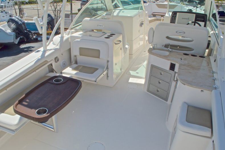 Thumbnail 12 for New 2016 Sailfish 325 Dual Console boat for sale in West Palm Beach, FL
