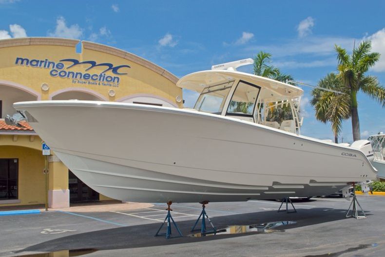 Thumbnail 12 for New 2016 Cobia 344 Center Console boat for sale in West Palm Beach, FL