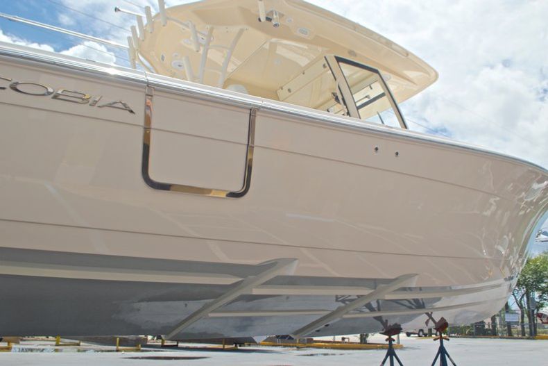 Thumbnail 7 for New 2016 Cobia 344 Center Console boat for sale in West Palm Beach, FL
