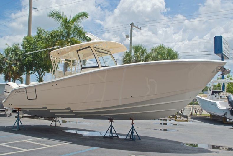 Thumbnail 9 for New 2016 Cobia 344 Center Console boat for sale in West Palm Beach, FL
