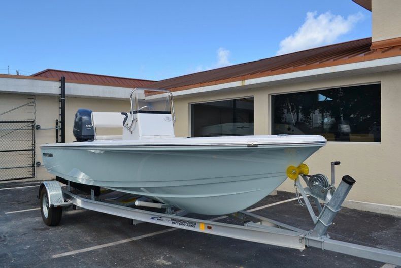 Thumbnail 1 for New 2016 Sportsman 18 Island Bay boat for sale in West Palm Beach, FL