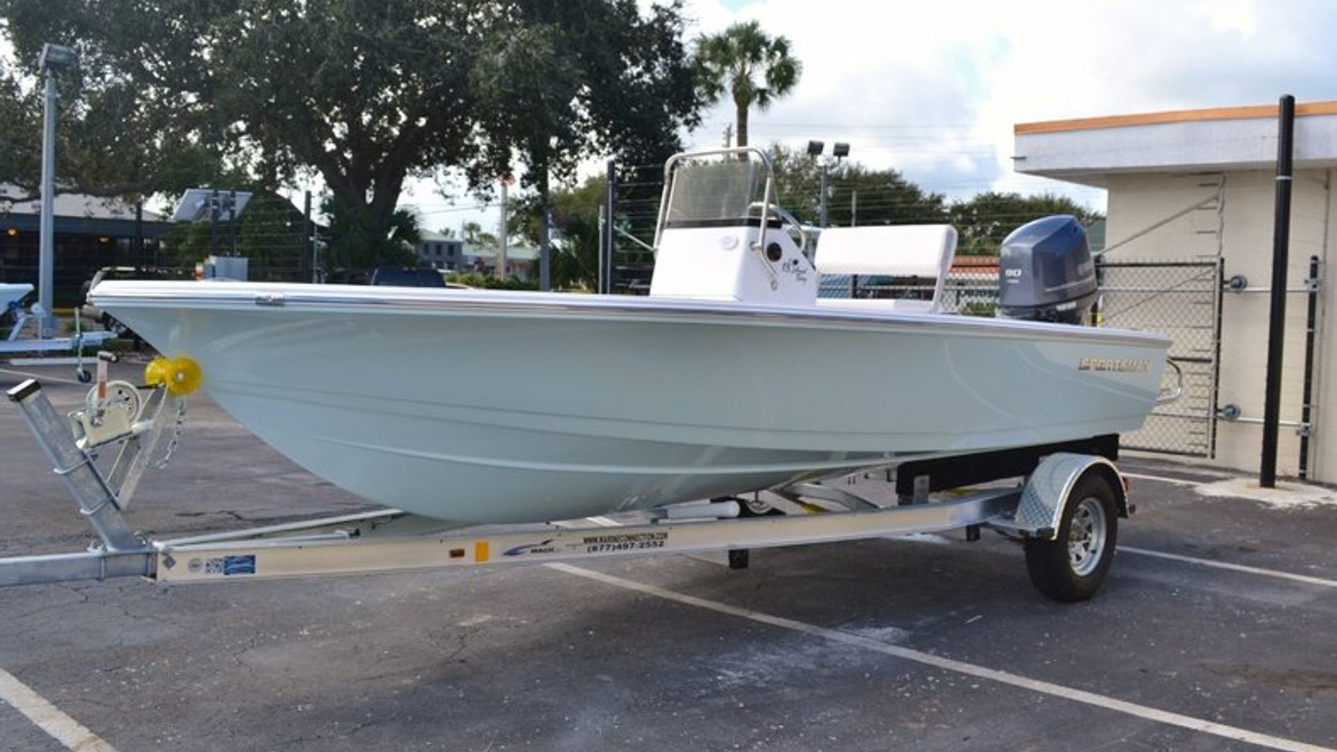 New 2016 Sportsman 18 Island Bay #B202 image 4