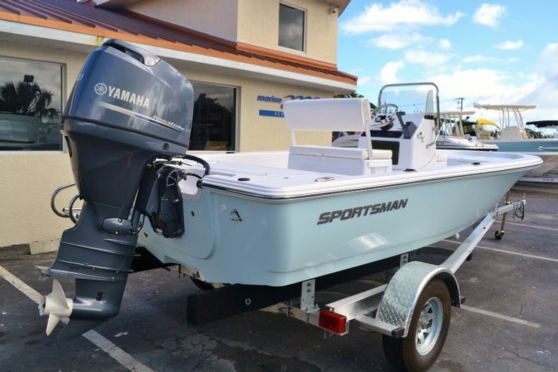 Thumbnail 6 for New 2016 Sportsman 18 Island Bay boat for sale in West Palm Beach, FL