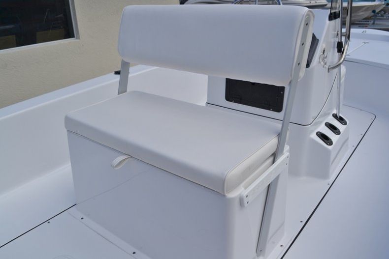 Thumbnail 15 for New 2016 Sportsman 18 Island Bay boat for sale in West Palm Beach, FL
