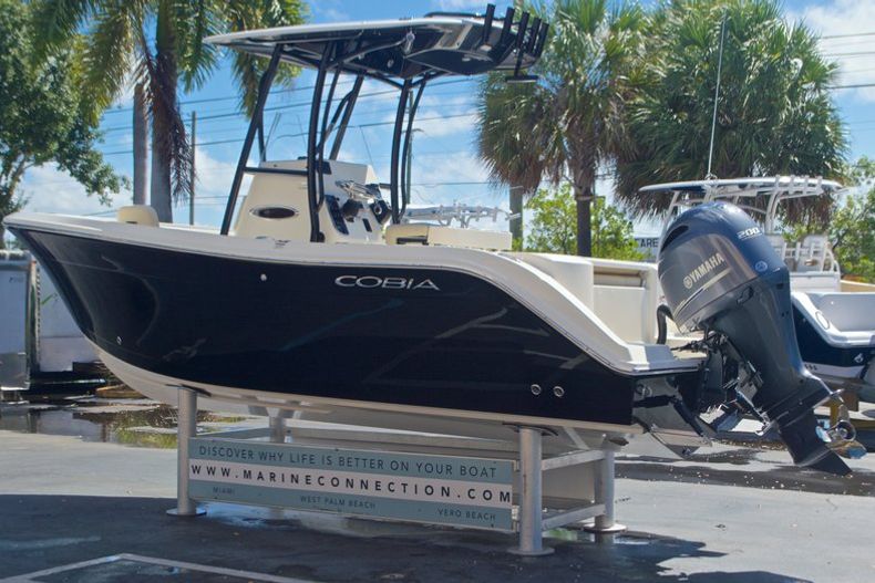 Thumbnail 6 for New 2017 Cobia 220 Center Console boat for sale in Vero Beach, FL